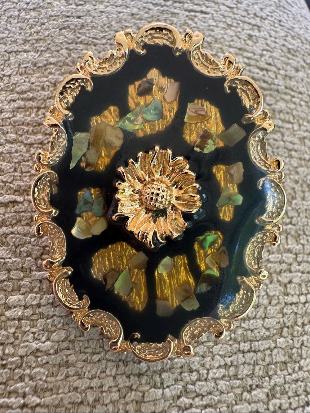 Vintage-Inspired Black and Gold Floral Brooch with Sunflower Iridescent Inlay